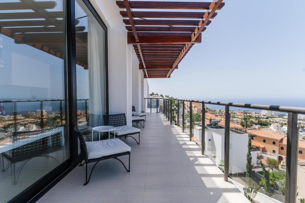 Sunset White Villa - Ocean View, Jakuzzi, Heated Pool, Air-Conditioning, Grill Playa de las Américas Dış mekan fotoğraf