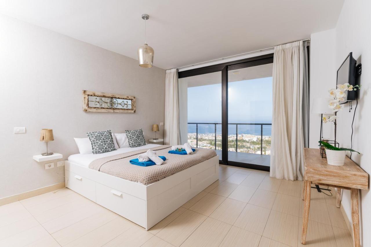 Sunset White Villa - Ocean View, Jakuzzi, Heated Pool, Air-Conditioning, Grill Playa de las Américas Dış mekan fotoğraf